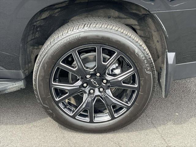 Used 2026 Chevrolet Suburban LT w/ Comfort Package AWD/4WD image 10