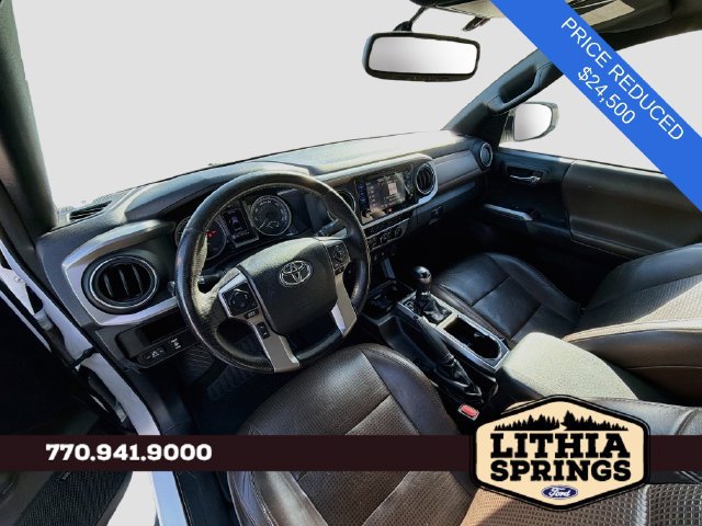 Used 2016 Toyota Tacoma Limited w/ Towing Package RWD image 24
