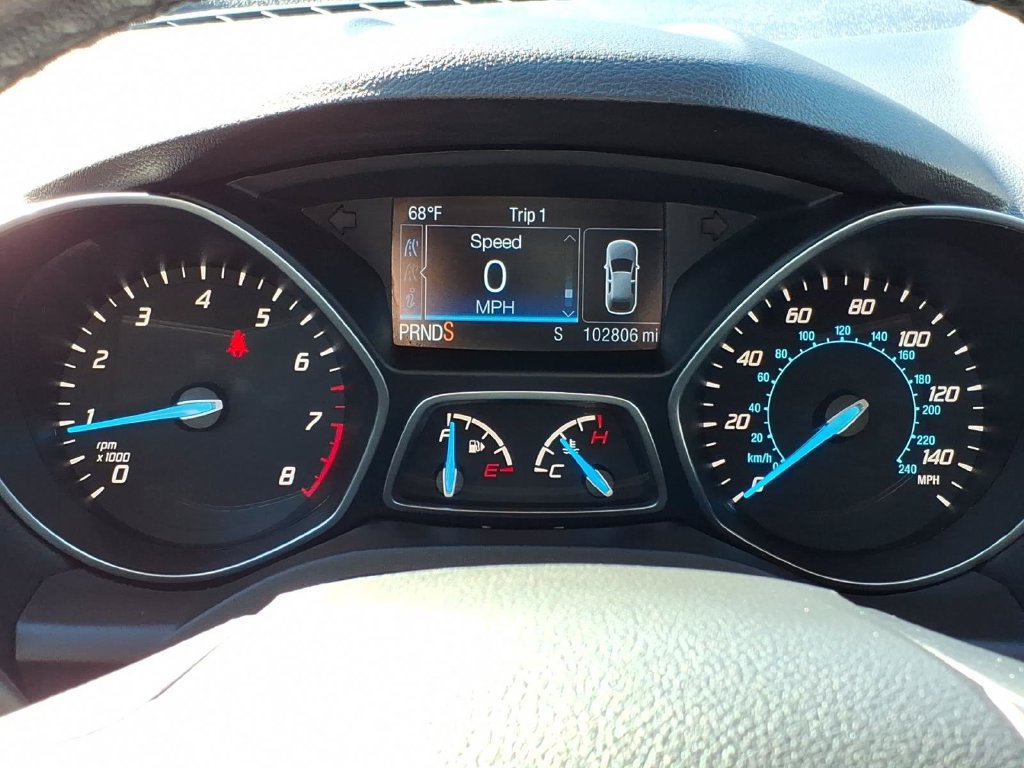 Used 2015 Ford Escape Titanium w/ Equipment Group 301A AWD/4WD image 23