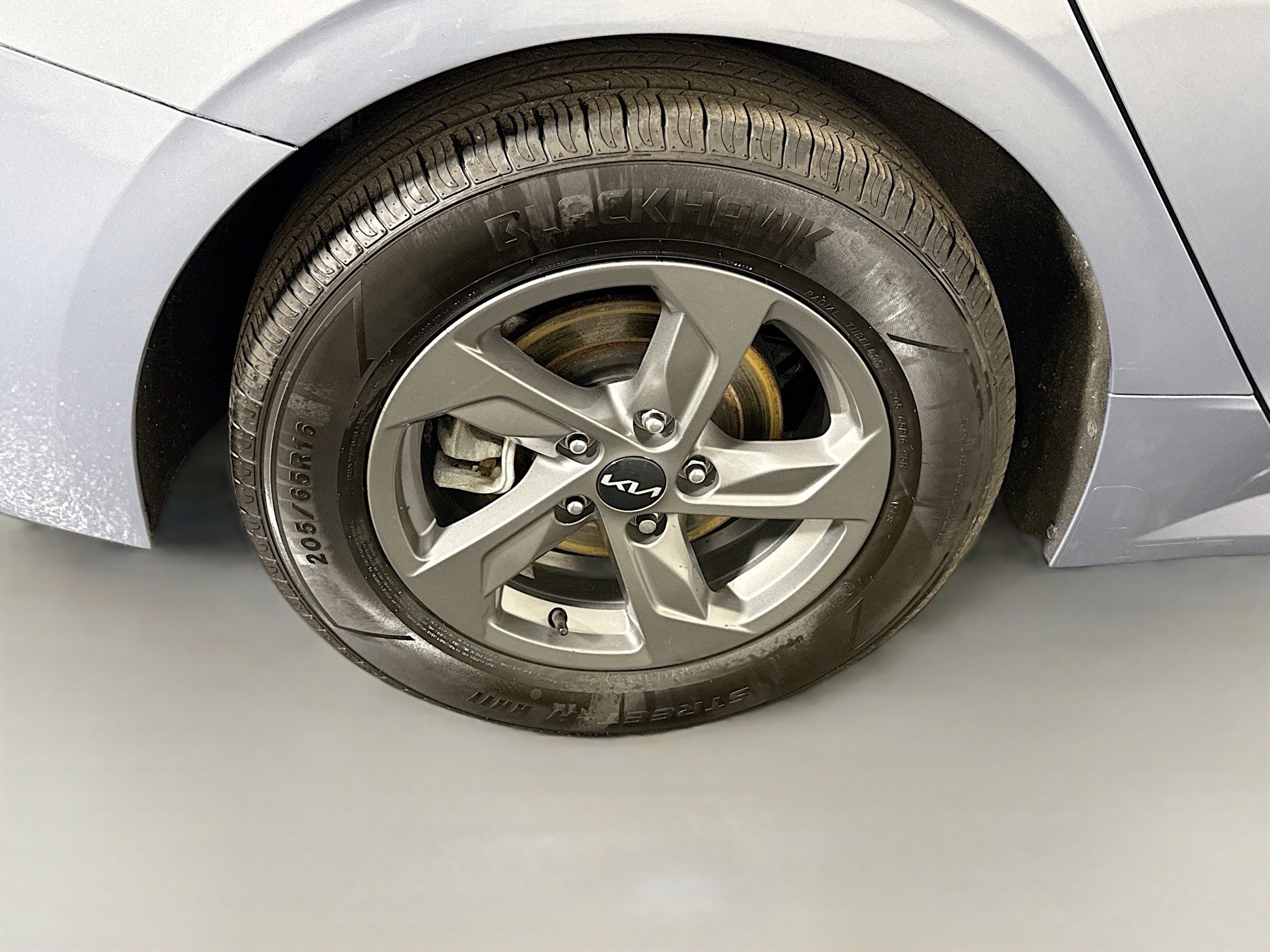 Used 2022 Kia K5 LX image 32