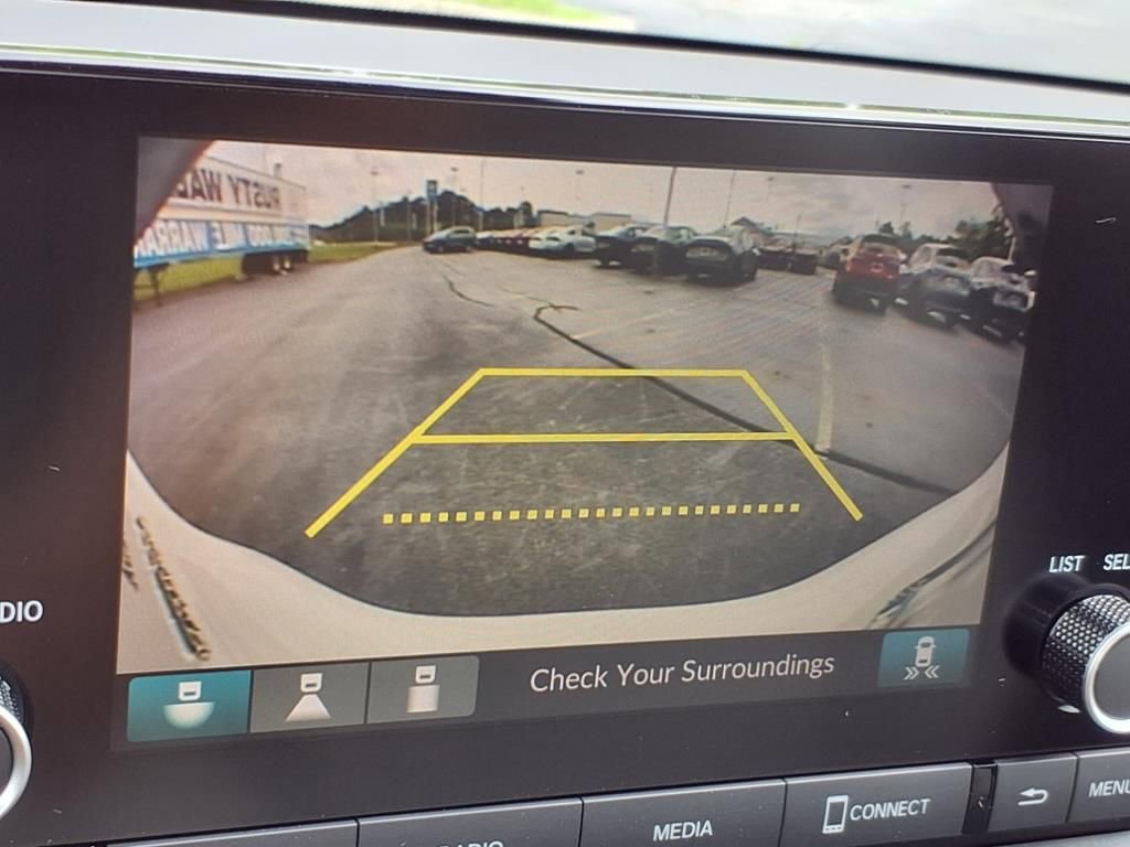 New 2025 Honda Accord SE image 18