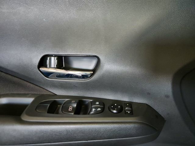 Used 2024 Nissan Kicks SV FWD image 15