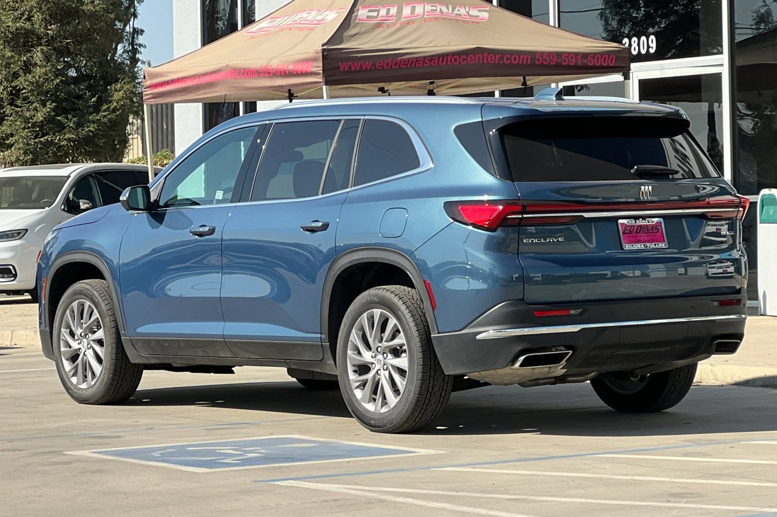 Used 2026 Buick Enclave Preferred FWD image 7