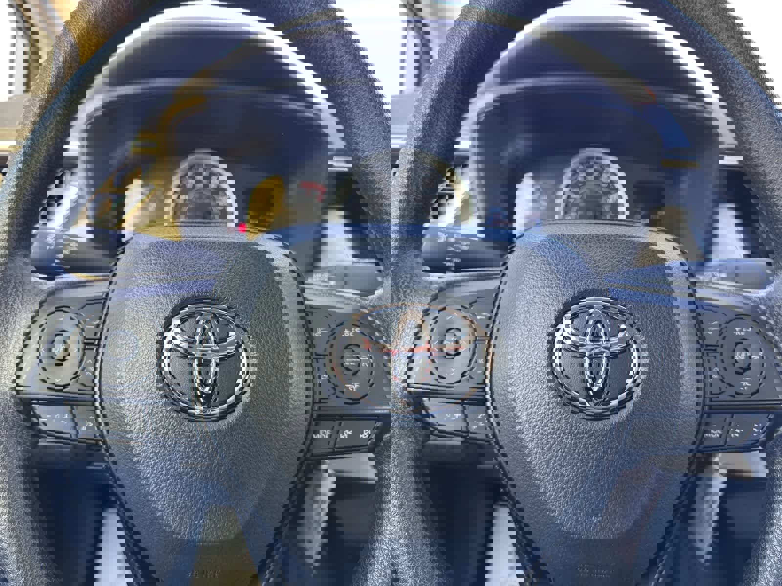 Certified 2022 Toyota Corolla LE image 15