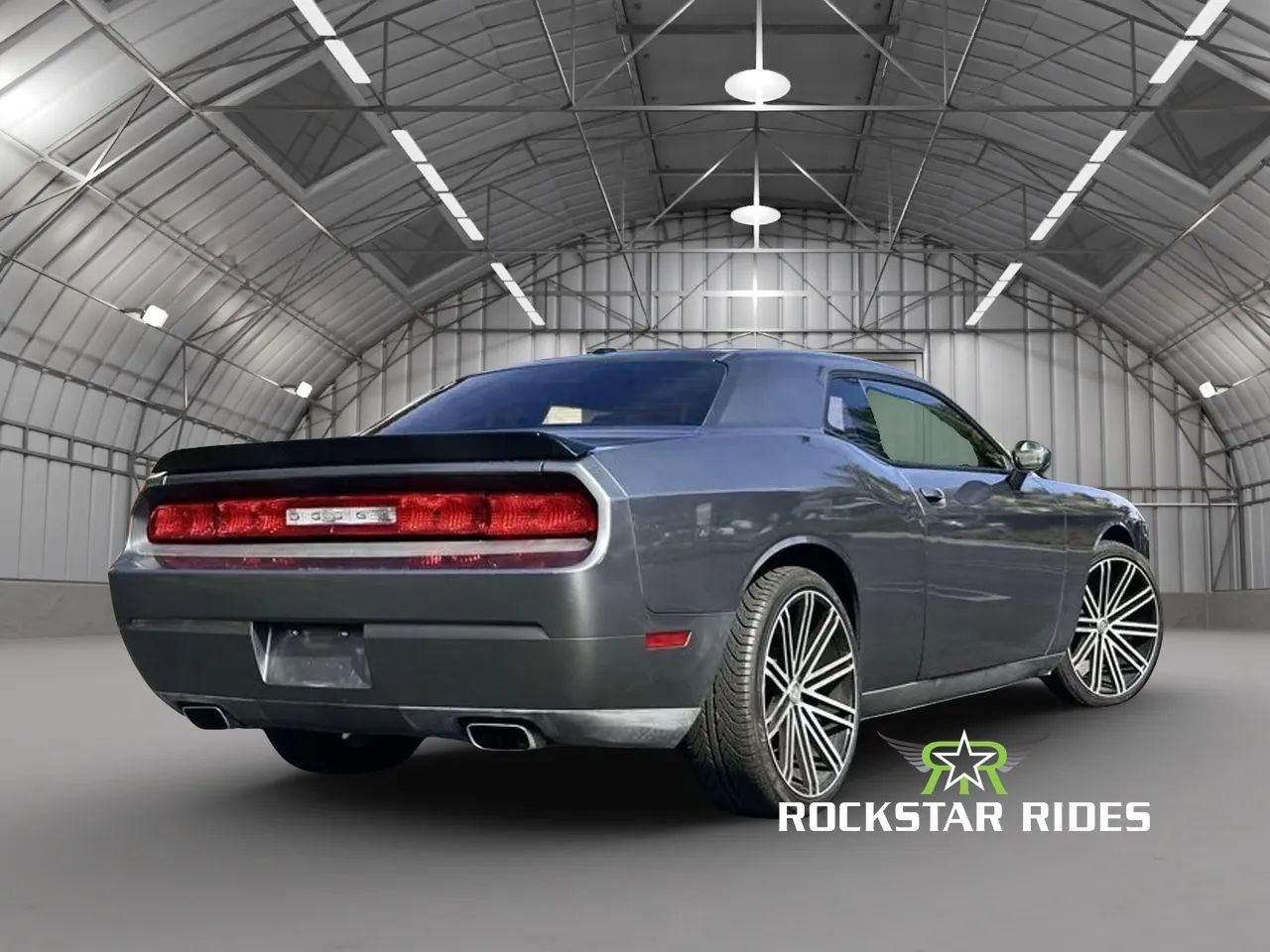 Used 2011 Dodge Challenger RWD image 8