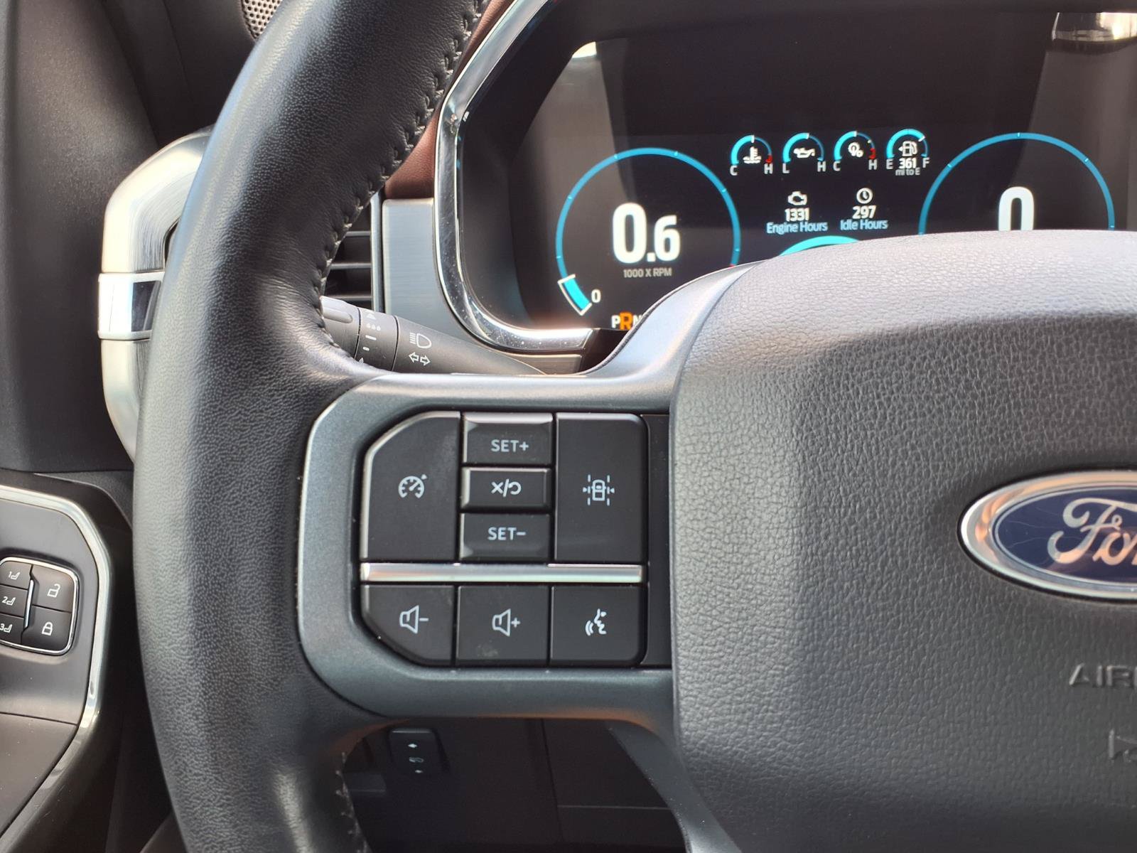 Used 2023 Ford F150 Lariat AWD/4WD image 32