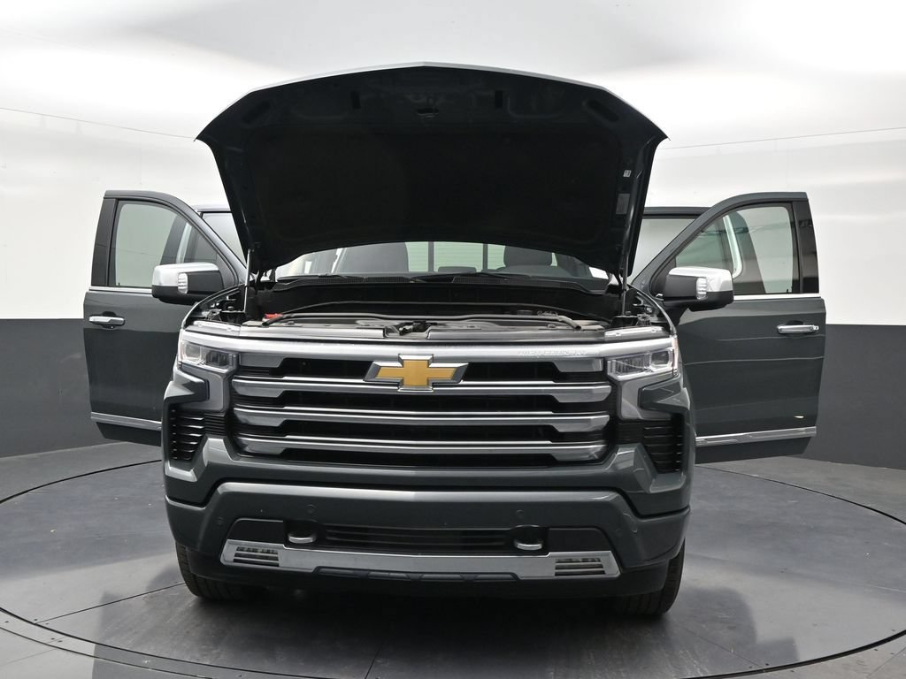 Used 2026 Chevrolet Silverado 1500 High Country RWD image 32