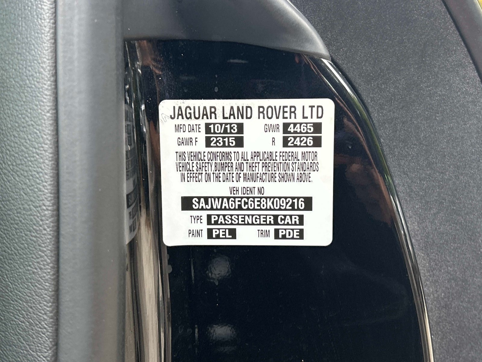 Used 2014 Jaguar F-TYPE S RWD image 10