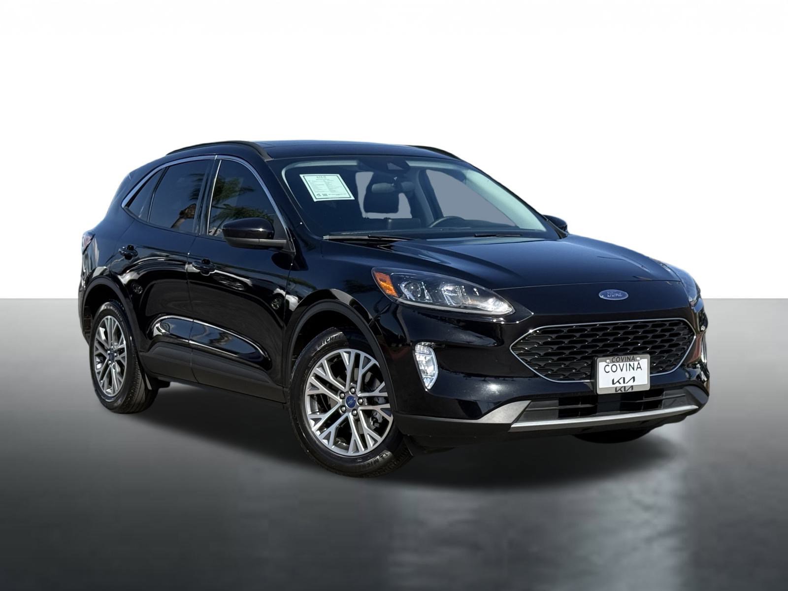 Used 2022 Ford Escape SEL w/ Technology Package image 1