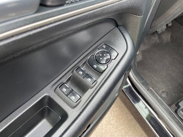 Used 2024 Ford Edge SEL w/ Convenience Package image 11