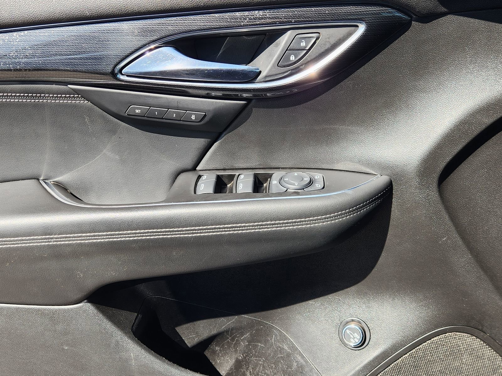 Used 2023 Buick Envision Essence image 27