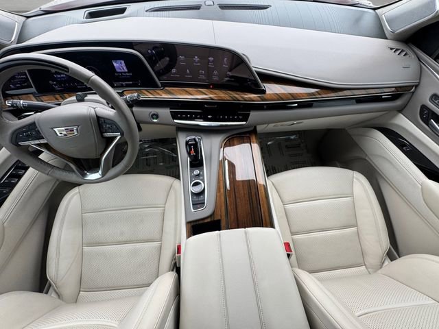 Used 2023 Cadillac Escalade Sport Platinum w/ LPO, Floor Liner Package image 20