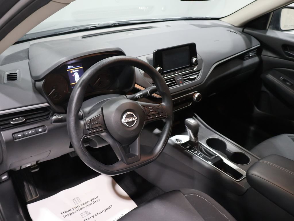 Used 2024 Nissan Altima 2.5 S image 14