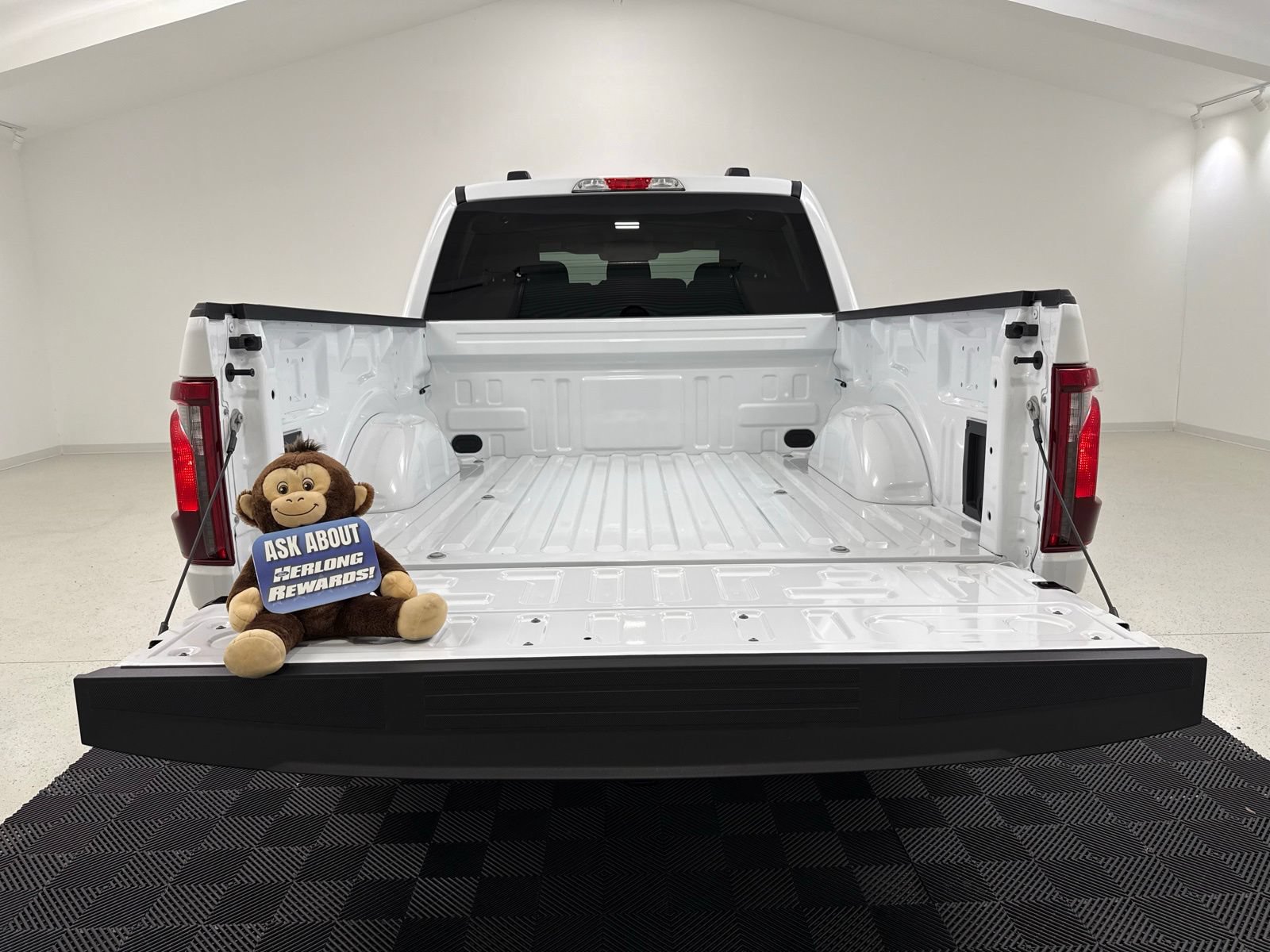New 2026 Ford F150 XL w/ Equipment Group 103A High RWD image 8