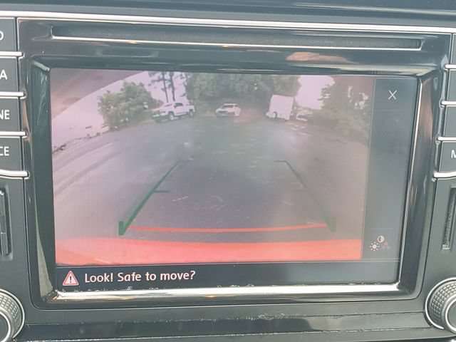 Used 2016 Volkswagen Jetta Sport FWD image 24