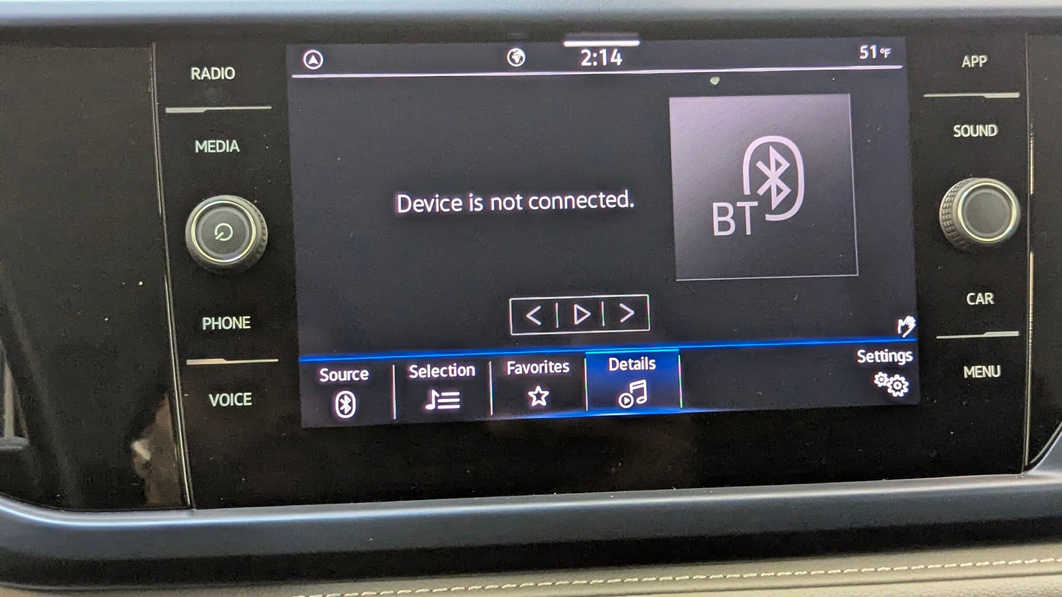 Used 2024 Volkswagen Taos SE image 26