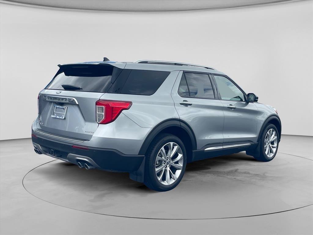 Used 2023 Ford Explorer Platinum w/ Class IV Trailer Tow Package AWD/4WD image 7