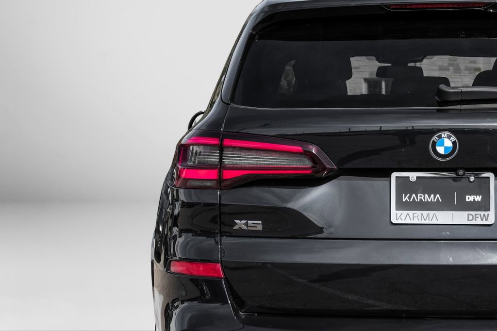 Used 2022 BMW X5 M50i w/ Executive Package image 55