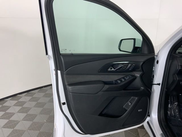 Used 2022 Chevrolet Traverse High Country AWD/4WD image 12