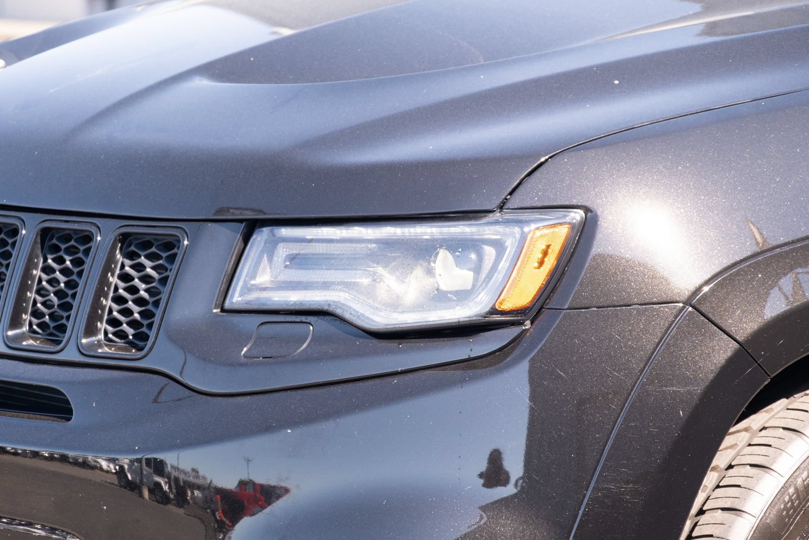 Used 2020 Jeep Grand Cherokee SRT AWD/4WD image 23