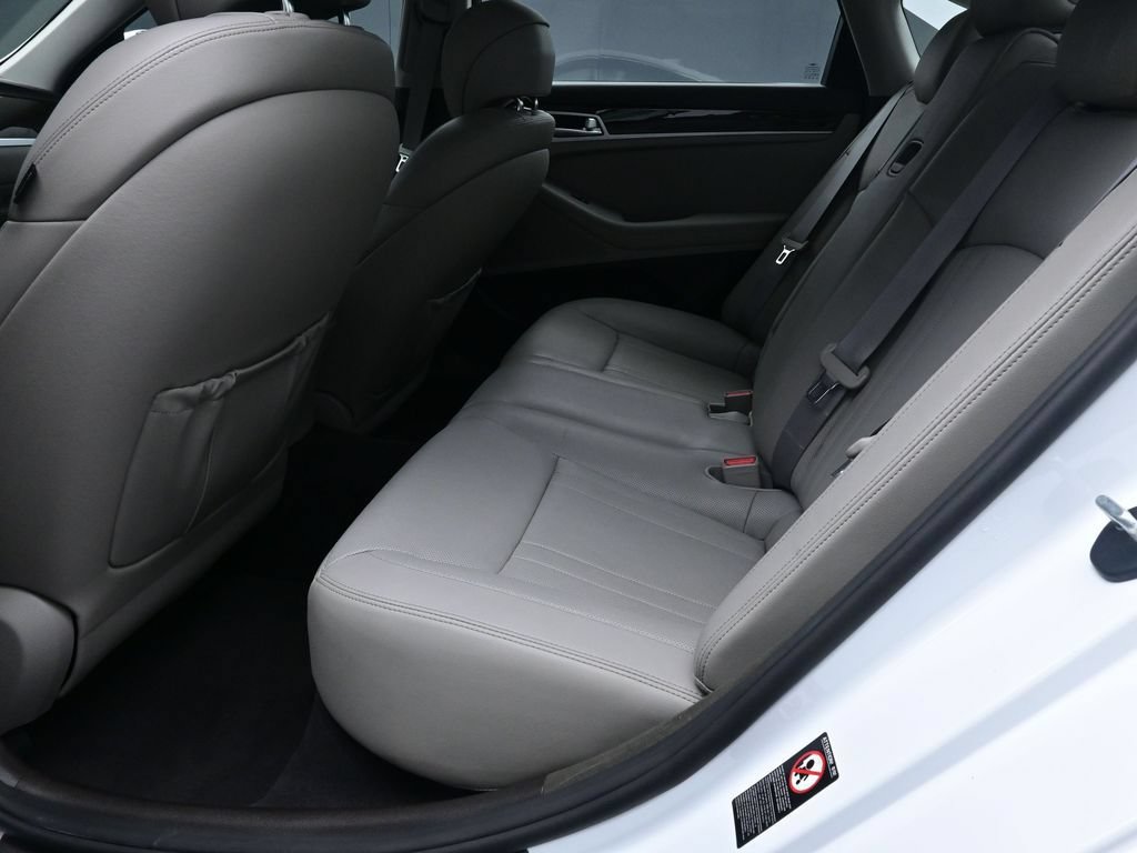 Used 2020 Genesis G80 3.8 RWD image 20