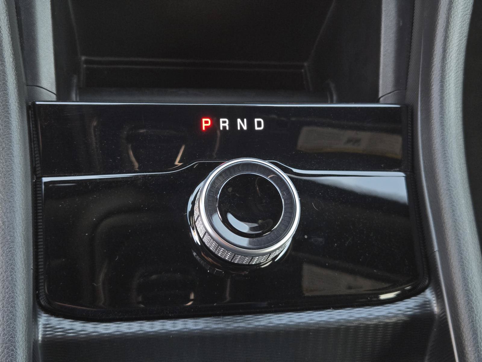 Used 2025 Jeep Grand Cherokee Laredo X RWD image 14