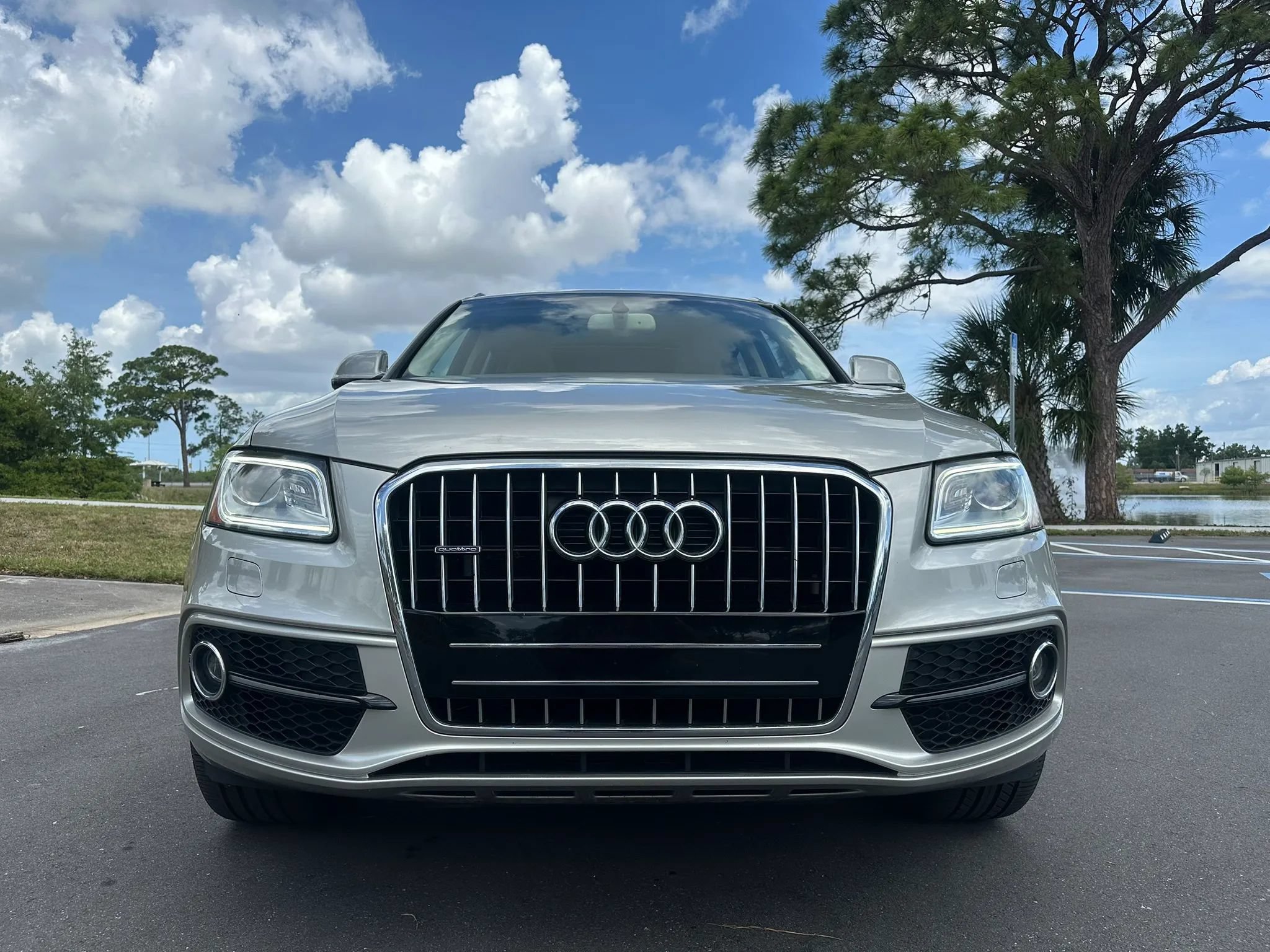 Used 2017 Audi Q5 3.0T Premium Plus w/ Luxury Package AWD/4WD image 3