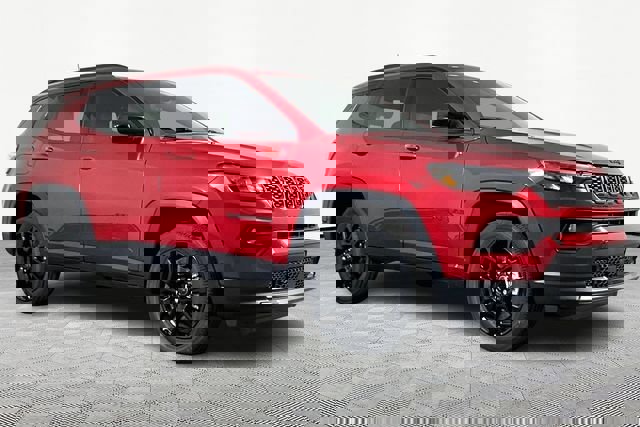 New 2026 Jeep Compass Latitude image 3
