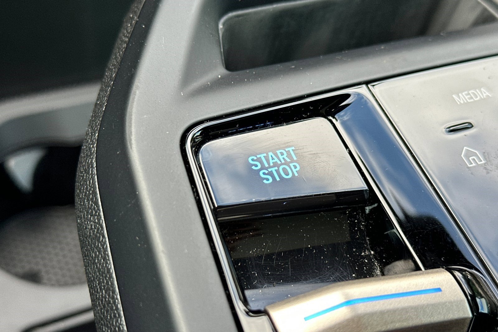 Certified 2024 BMW iX xDrive50 w/ Premium Package image 30