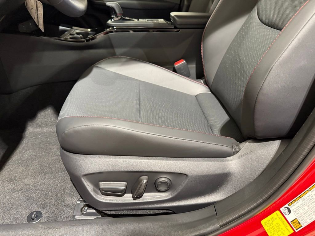 New 2026 Toyota Prius Plug-In Hybrid FWD image 14