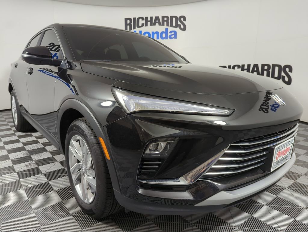 Used 2025 Buick Envista Preferred image 6