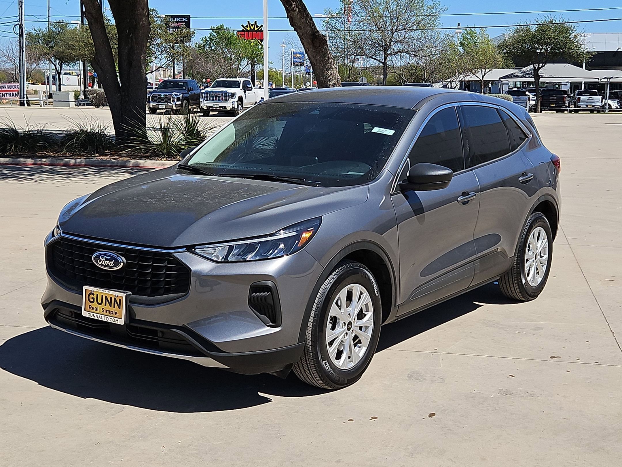 Used 2024 Ford Escape Active image 7