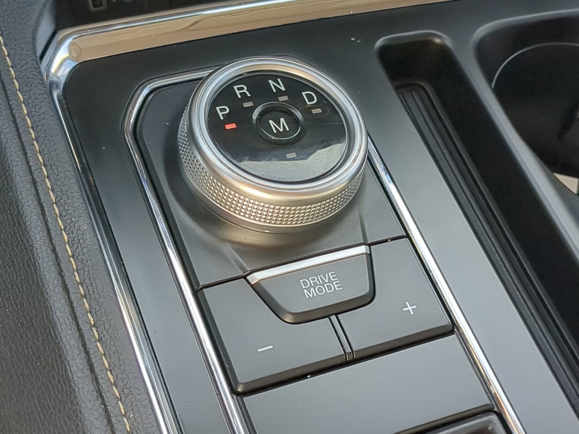 Certified 2022 Ford Expedition Max XLT image 50