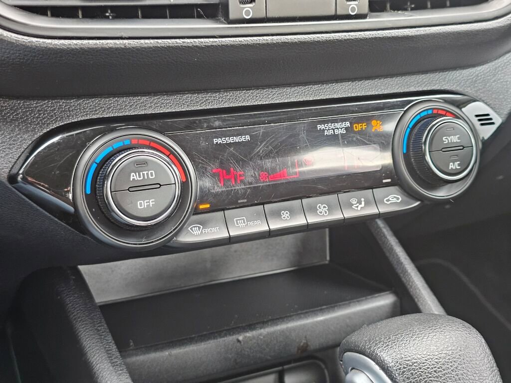 Used 2019 Kia Forte LXS image 21