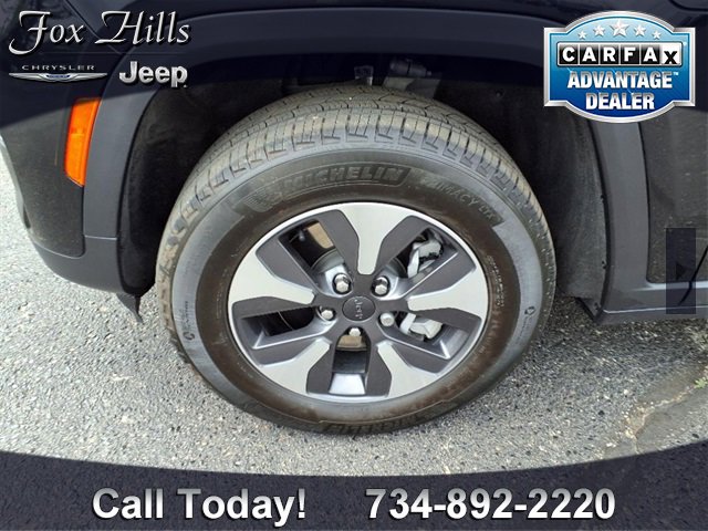 Used 2022 Jeep Grand Cherokee Limited 4xe image 5