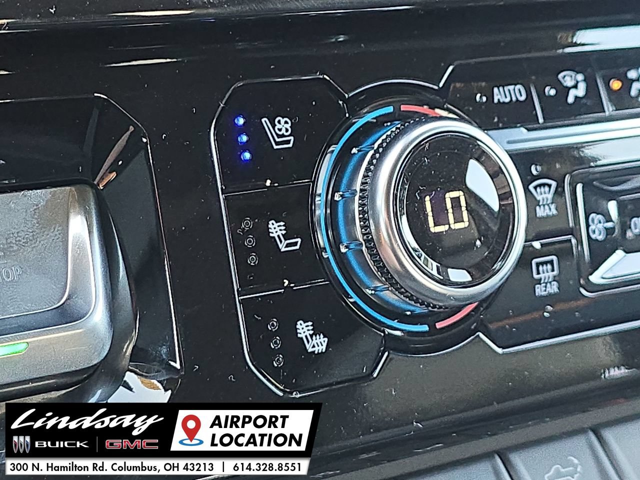 New 2026 GMC Sierra 2500 AT4 w/ AT4 Premium Plus Package AWD/4WD image 39