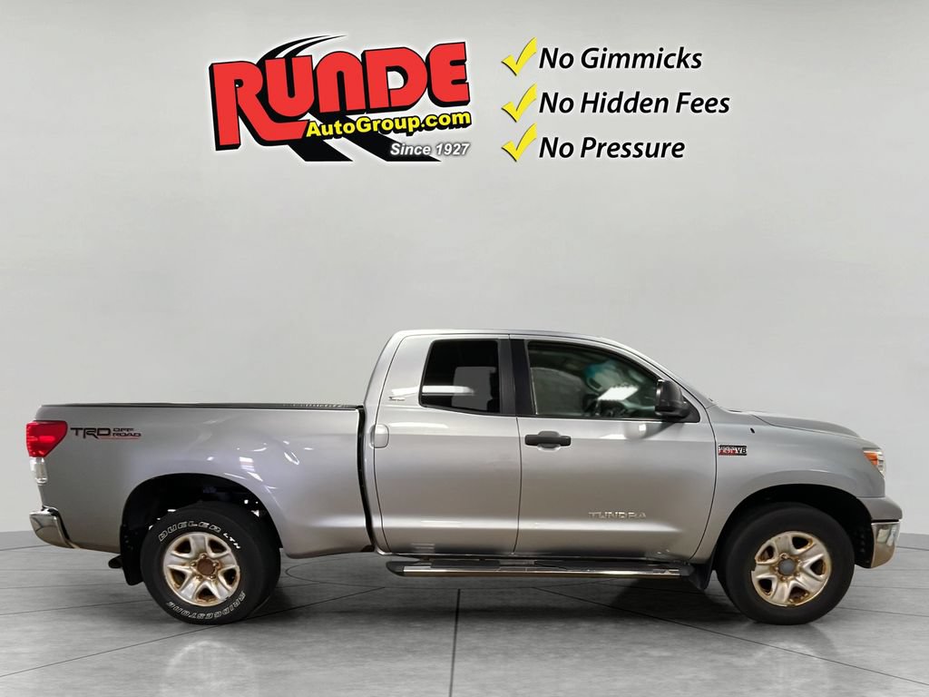 Used 2011 Toyota Tundra 4x4 Double Cab w/ SR5 Pkg image 9