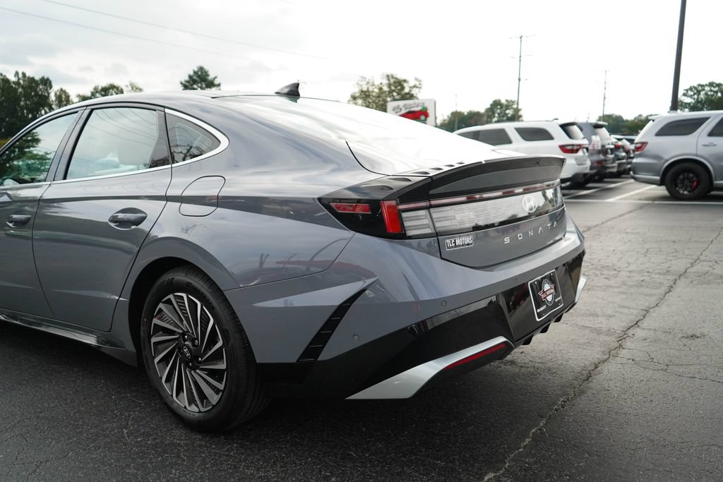 Used 2024 Hyundai Sonata Limited FWD image 21