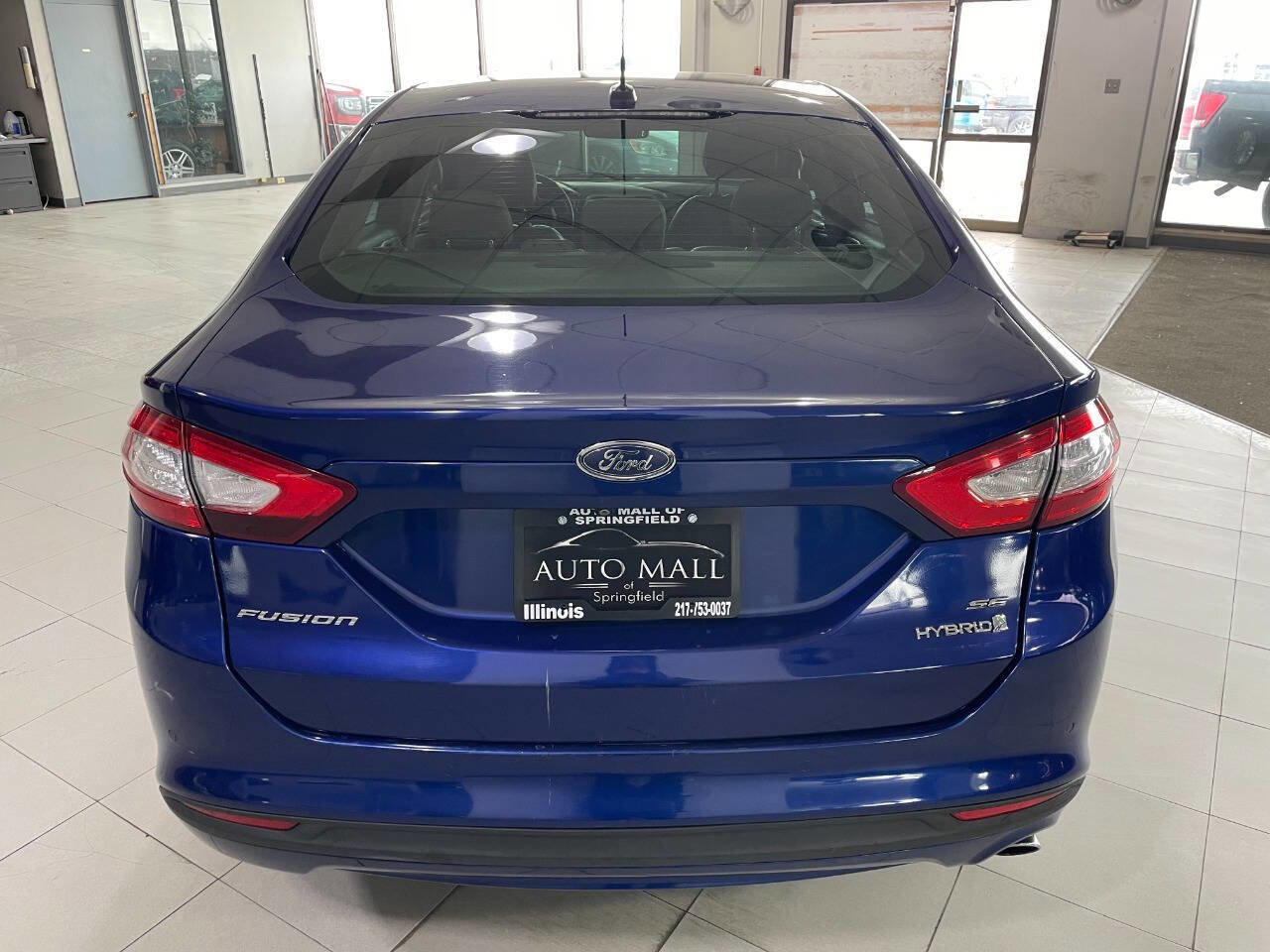 Used 2016 Ford Fusion SE w/ Equipment Group 502A image 6