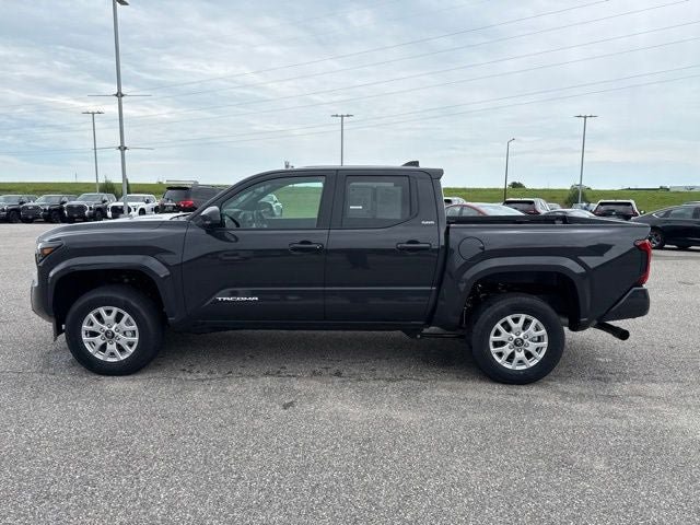 Used 2026 Toyota Tacoma SR5 AWD/4WD image 7
