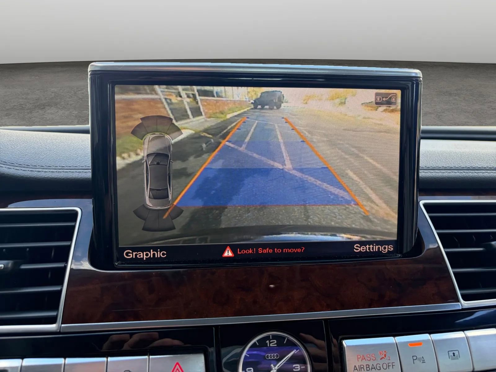 Used 2012 Audi A8 L 4.2 image 40