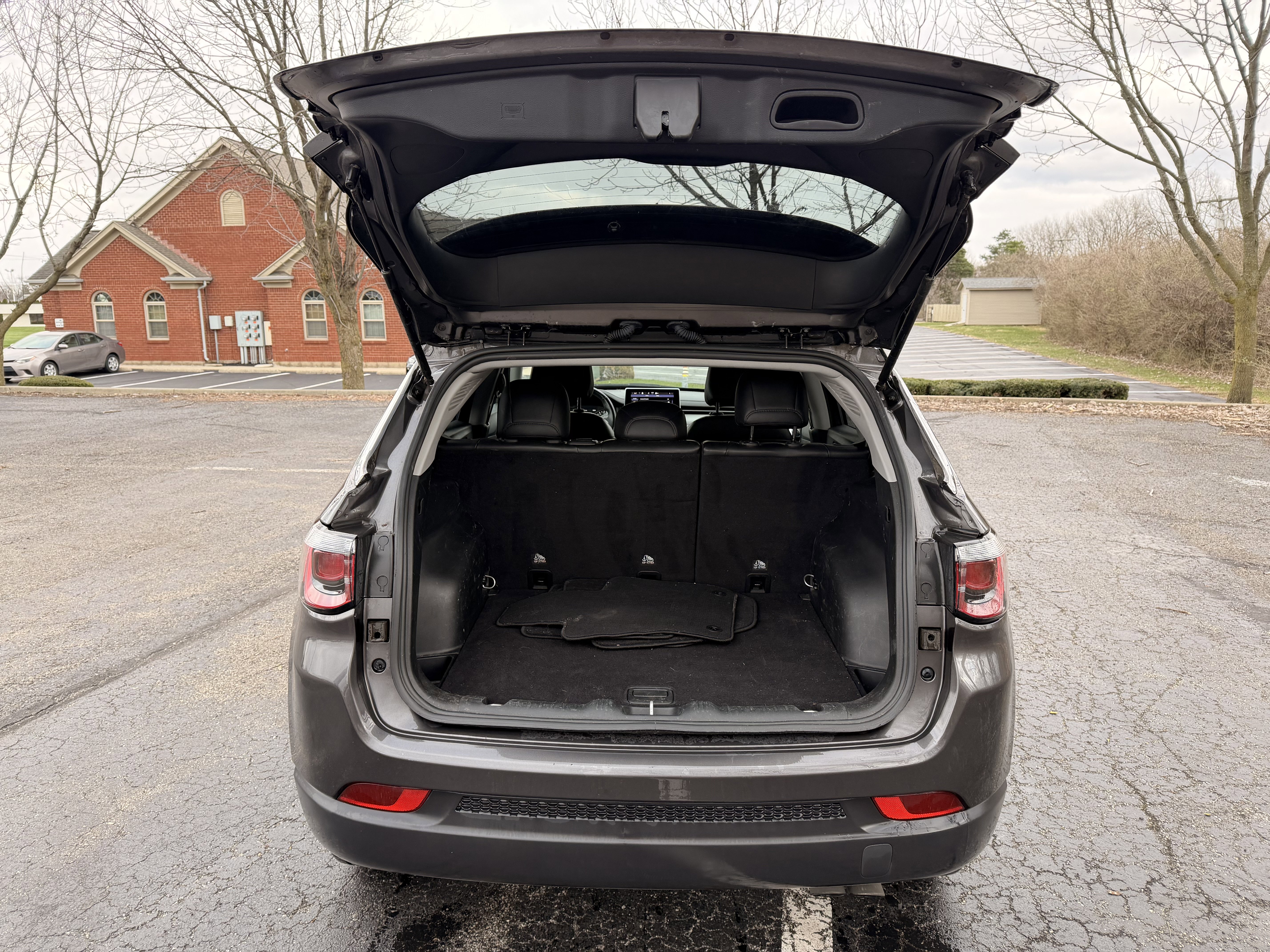 Used 2022 Jeep Compass Limited image 12