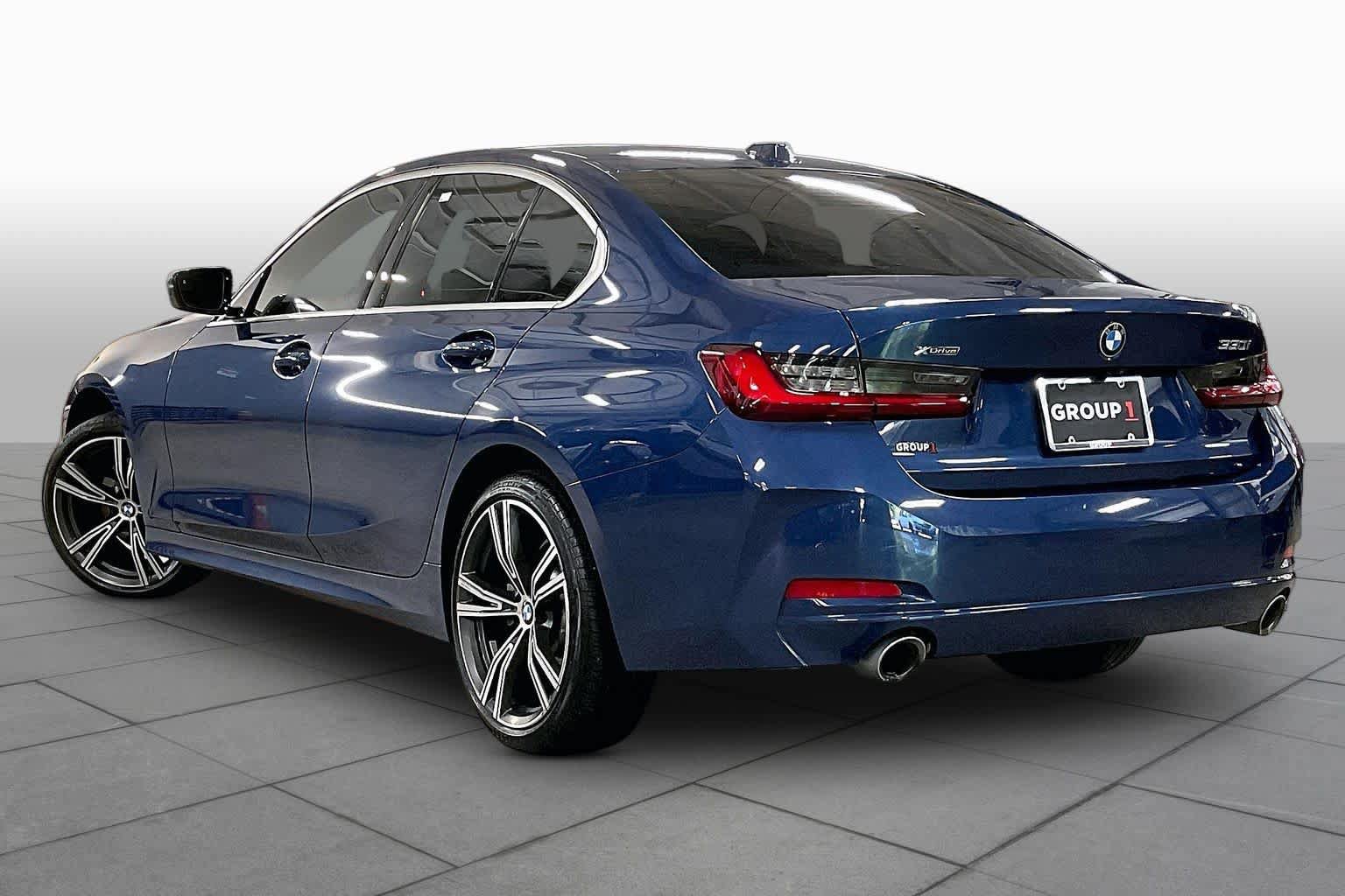 Used 2024 BMW 330i xDrive Sedan w/ Convenience Package AWD/4WD image 12