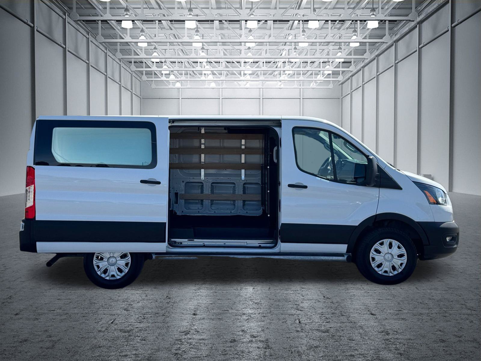 Used 2025 Ford Transit 250 Low Roof w/ Exterior Upgrade Package RWD image 6