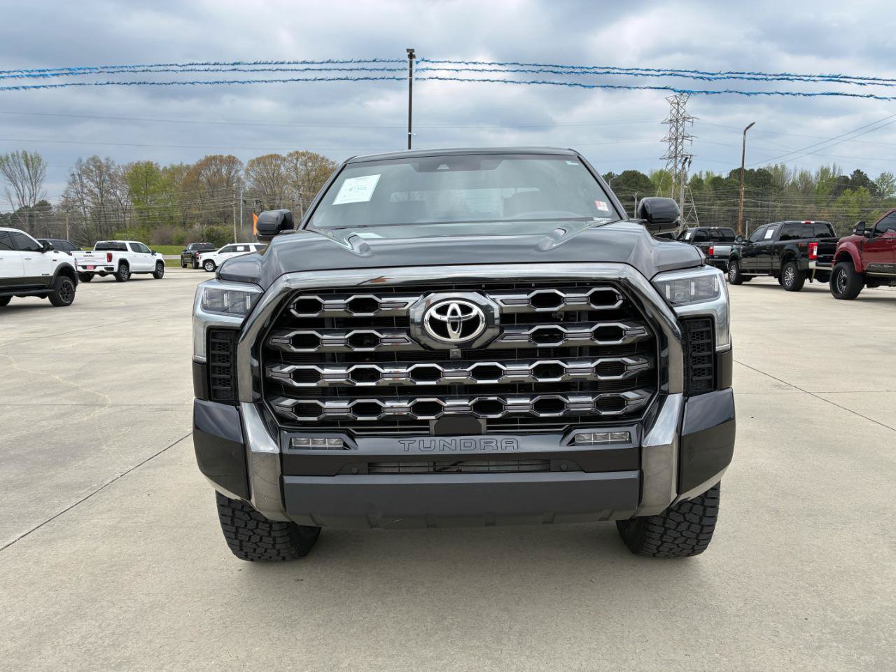 Used 2023 Toyota Tundra Platinum AWD/4WD image 3