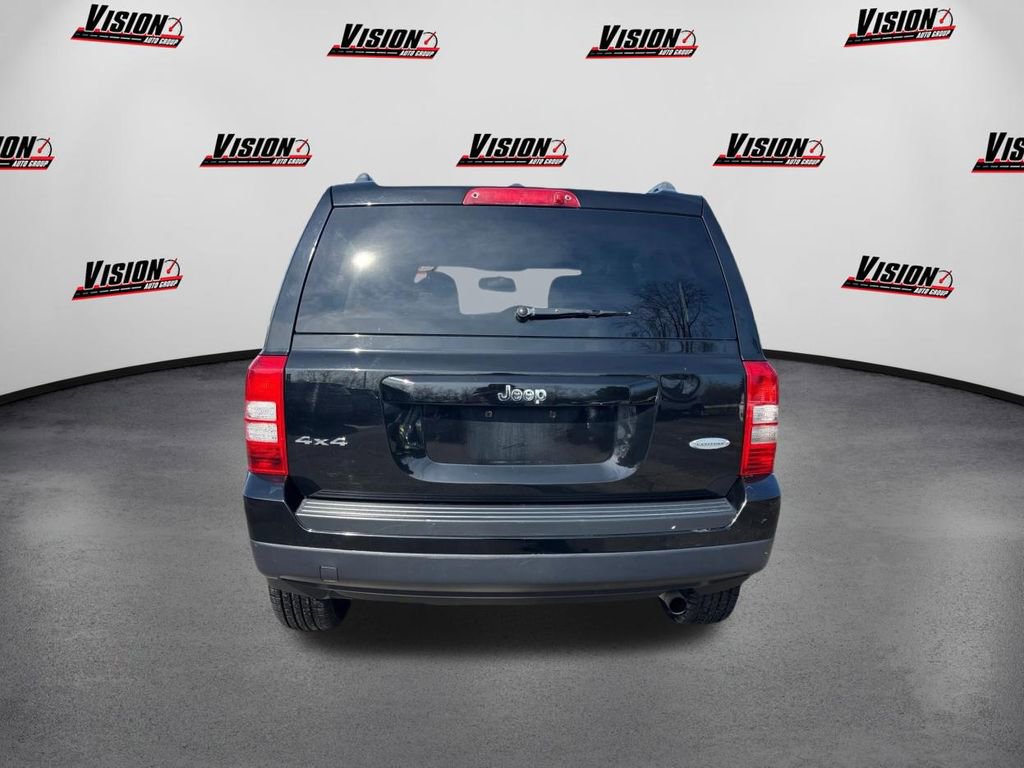 Used 2016 Jeep Patriot Latitude image 6