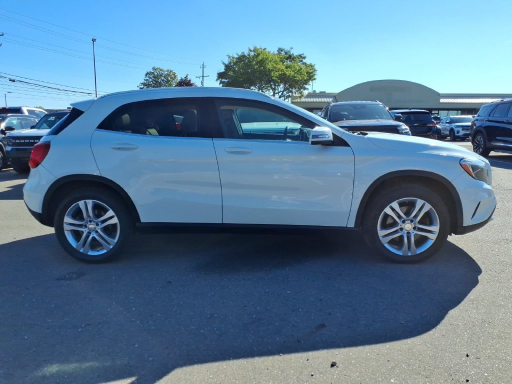 Used 2015 Mercedes-Benz GLA 250 4MATIC image 6
