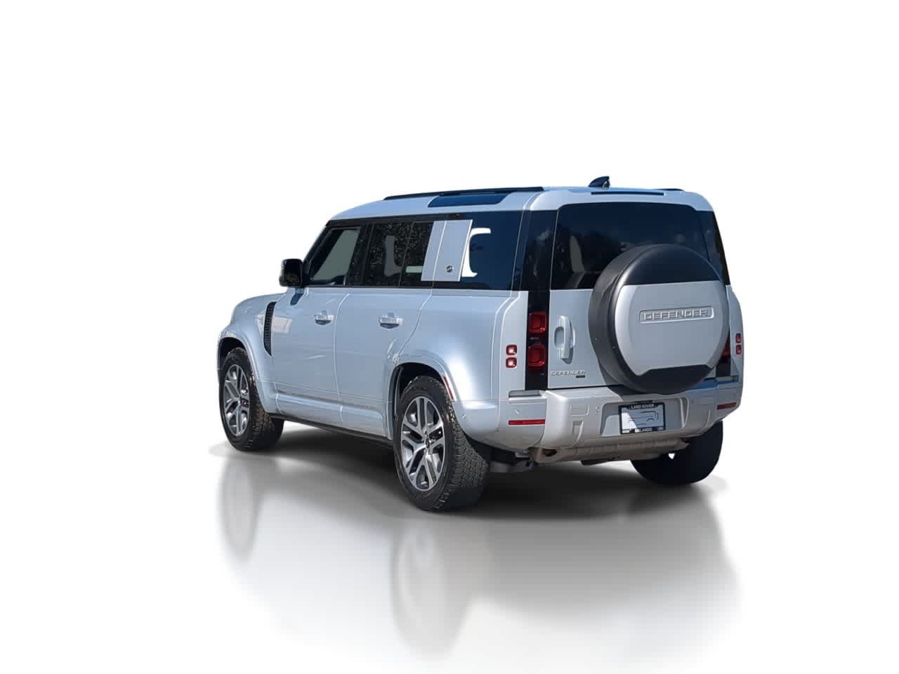 Used 2022 Land Rover Defender 110 XS Edition AWD/4WD image 6