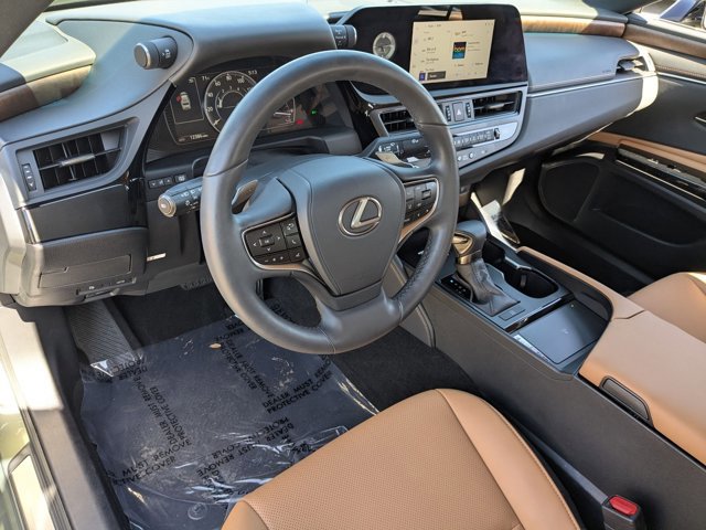 Used 2024 Lexus ES 350 w/ Premium Package image 10