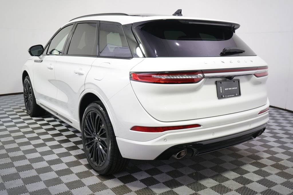 New 2026 Lincoln Corsair Reserve w/ Jet Appearance Package AWD/4WD image 4